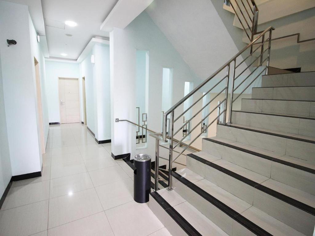 מדאן Amaliun Hotel מראה חיצוני תמונה