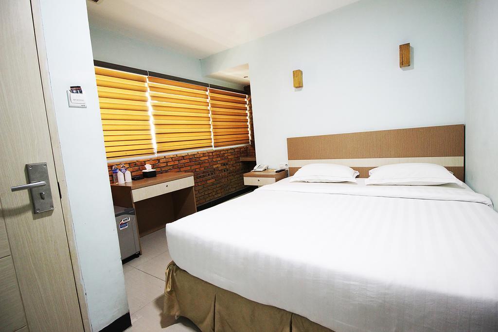 מדאן Amaliun Hotel מראה חיצוני תמונה